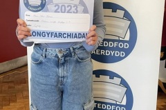 Llefaru-unigol-blwyddyn-7-i-9-Mari-Fflur-Thomas-1af